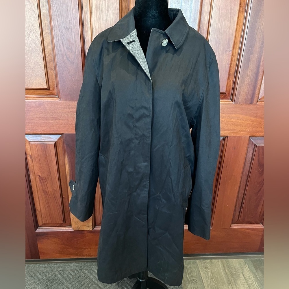 London Fog Women Petite L Black Trench Rain Coat Jacket Hood Hidden Buttons